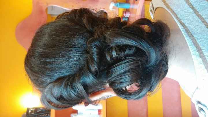 Quelle coiffure : chignon ou tresse ? - 3