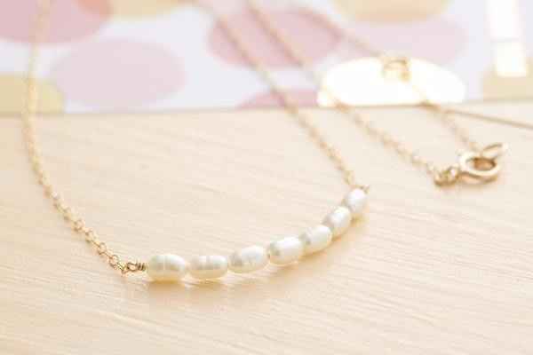 Collier perles de riz