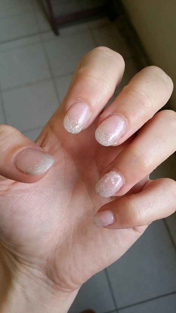 Ongles quelques jours après le mariage