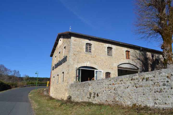 L'extérieur du lieu