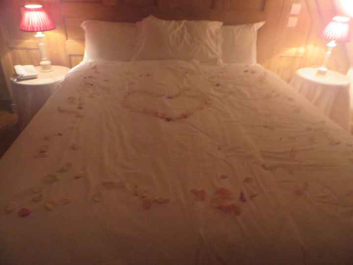 Lit pétales de roses 