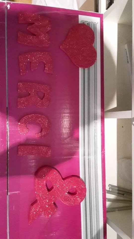 Merci et coeur pour l'urne et le & pour aller entre nos initiales