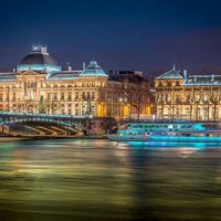 Je pense faire notre soirée sur un bateau - 2