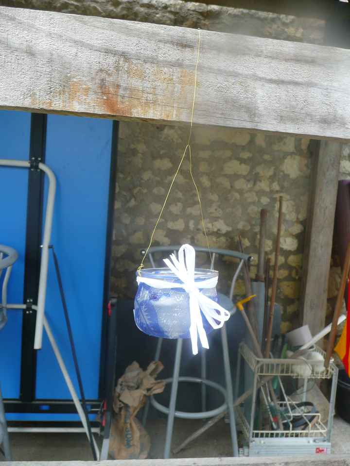 en blanc et bleu