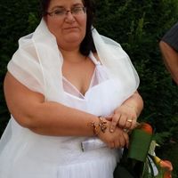 Mariée ronde et heurese^^