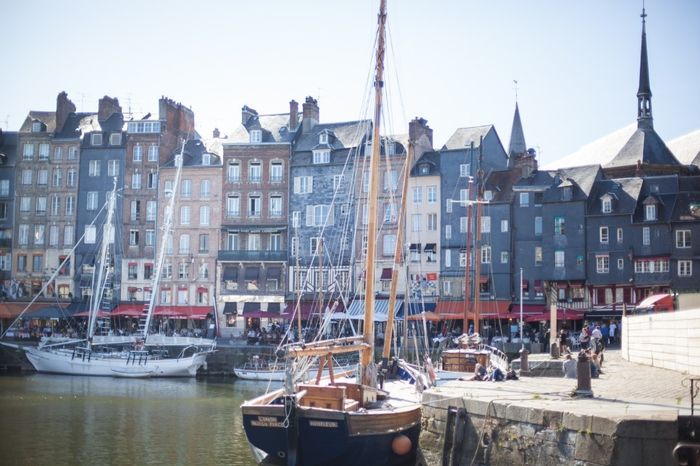 Notre séance d'engagement rétro à Honfleur (Normandie)