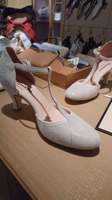 J-29 et toujours pas trouvé les chaussures, help !!!! - 1