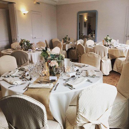 ✍️ Salle des fêtes ou domaine ? - 3