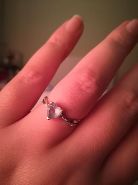 Bague de fiançaille. - 1