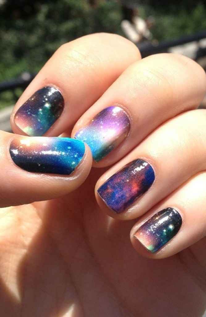 Inspi nail art étoilé - 23