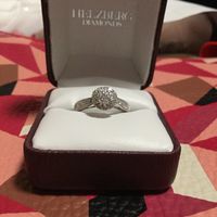 Notez cette bague de fiançailles ! - 1