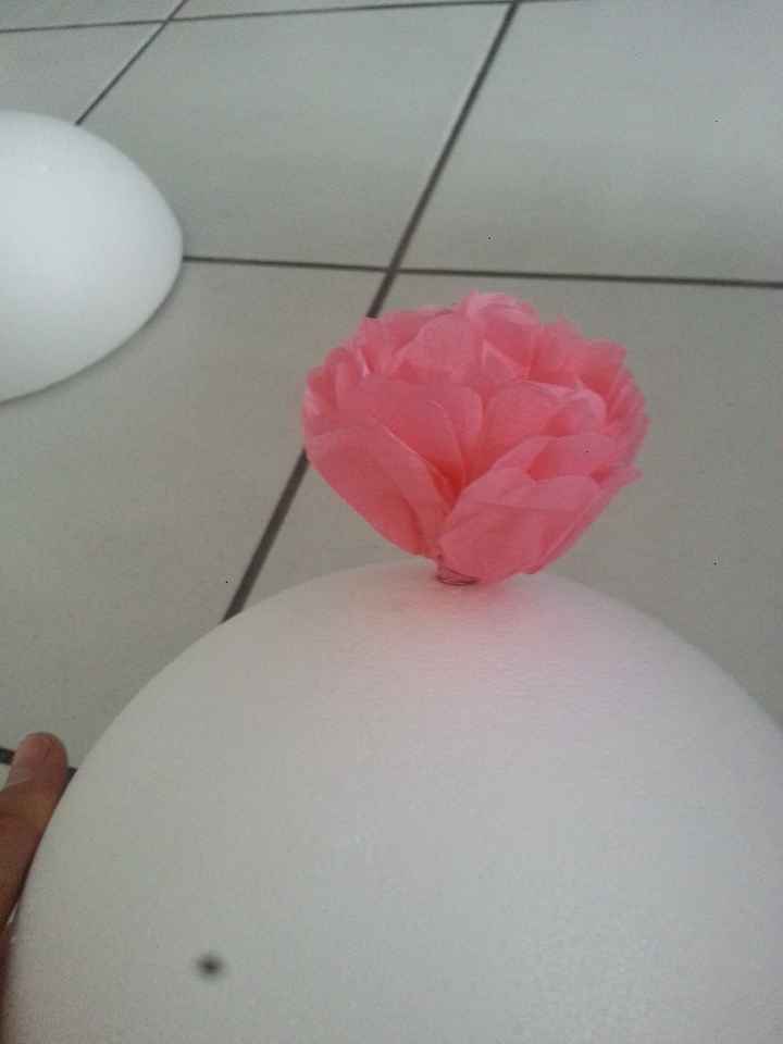 etape boule fleur papier de soie