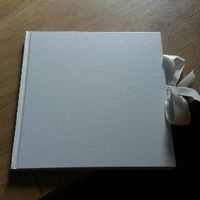 Montrez-moi vos livres d'or - 1