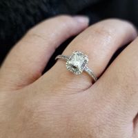 Ta bague de fiançailles sur le Pinterest de Mariages.net ça t'intéresse ? ❤️ - 1
