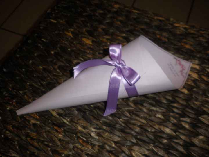 nos cones à pétales