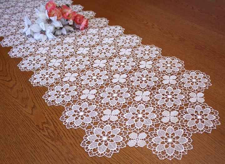 Centre de table en macramé style dentelle