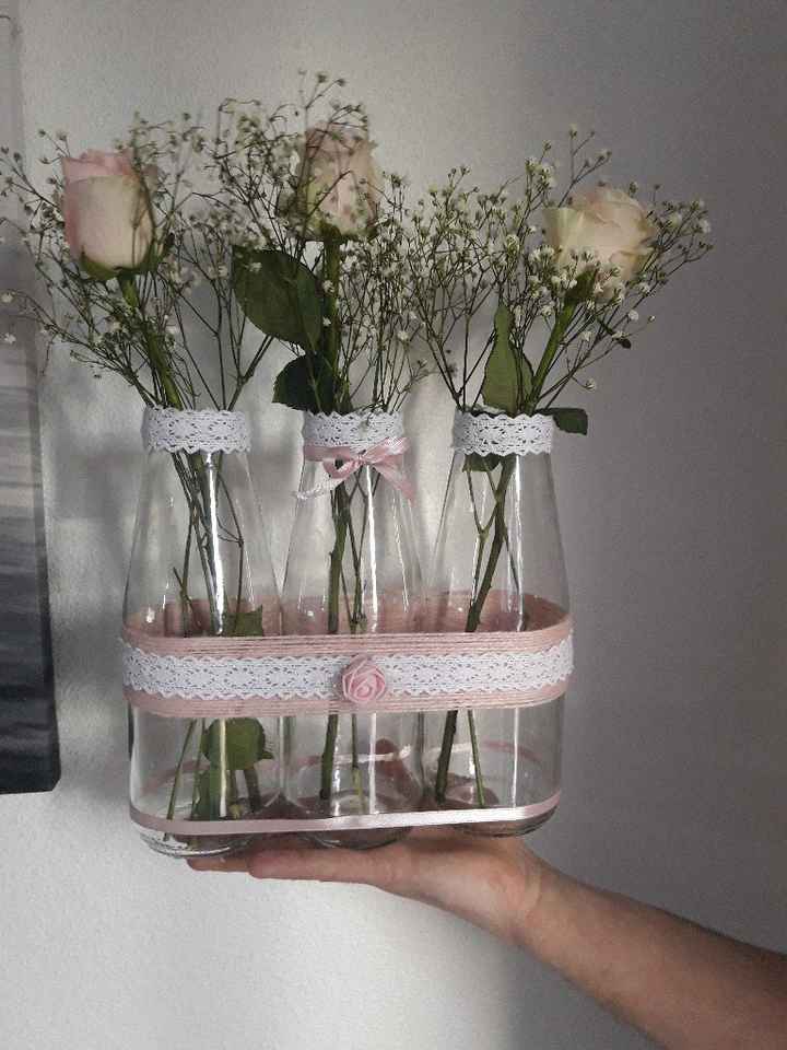 Avis sur centre de table - 1