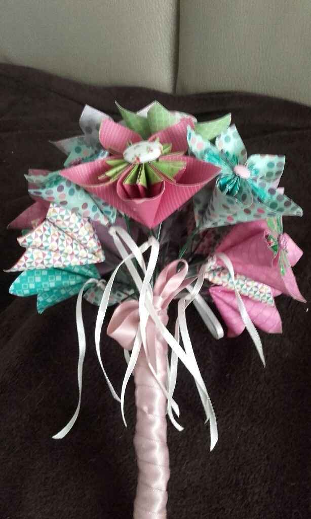Bouquet de fleurs origami,  en bouton... - 1