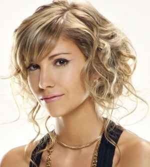 idées coiffures pour cheveux courts et mi-longs