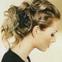 idées de coiffures pour cheveux courts et mi-longs