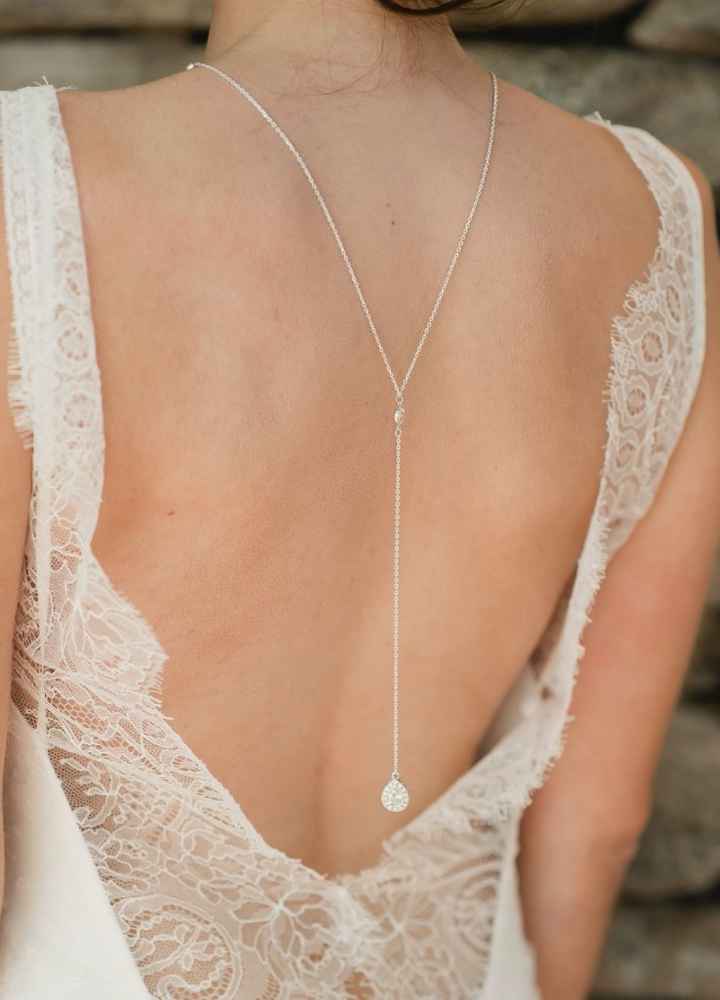 Bijoux de dos