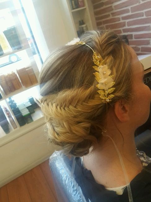 Essai coiffure laquelle préférez vous? - 4
