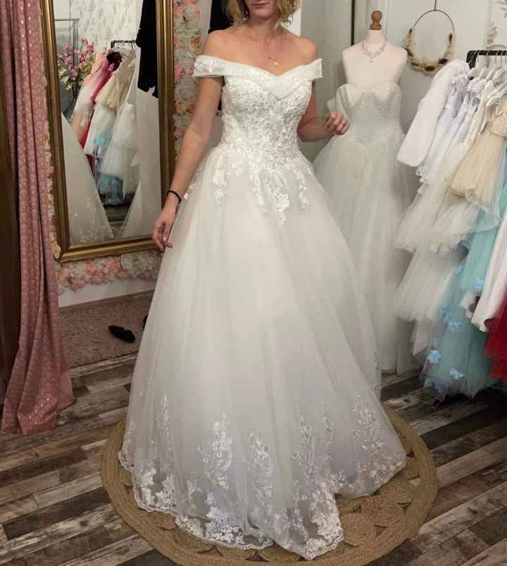 Le décolleté de ma robe sera ___ - 1