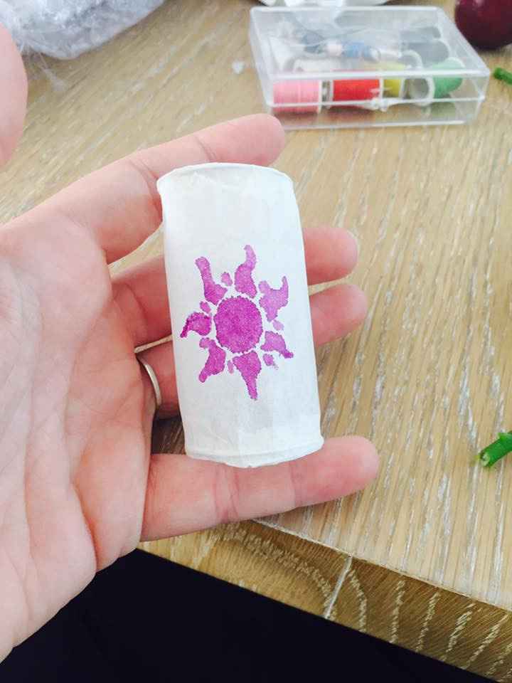 Les lanternes de Raiponce en cour de fabrication :) 