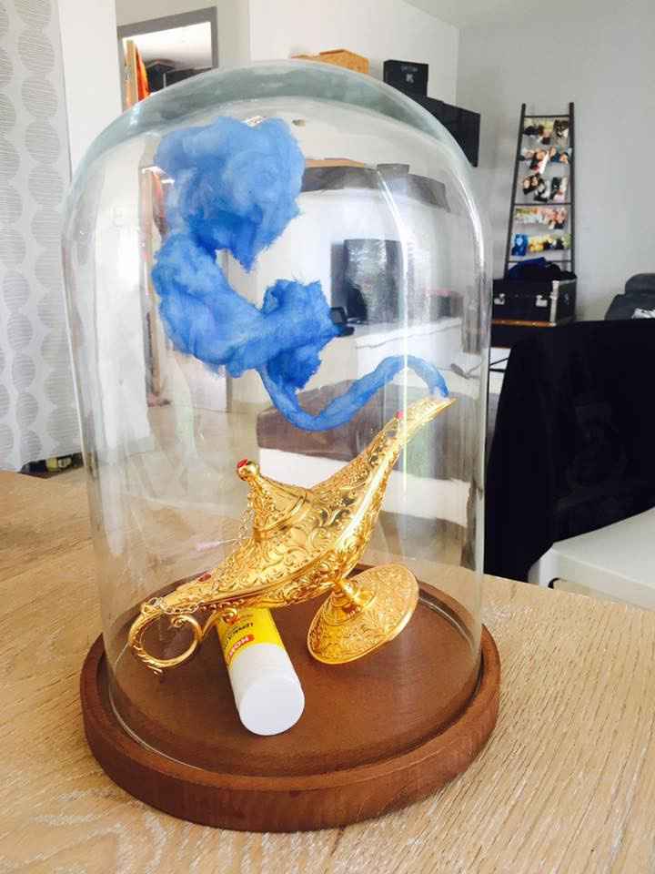 La lampe d'aladdin (qui n'aura evidement plus le tube de colle le jour J haha)