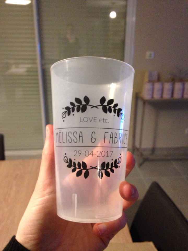 Verres réutilisables à offrir aux invités - 1