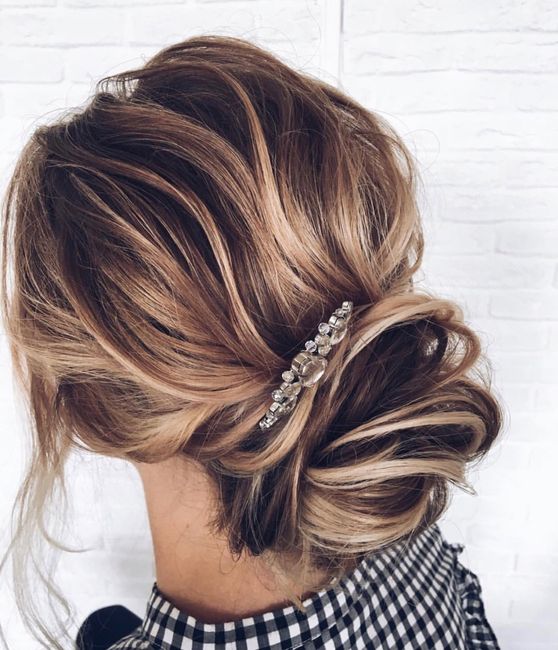 Idées de chignons banane 10