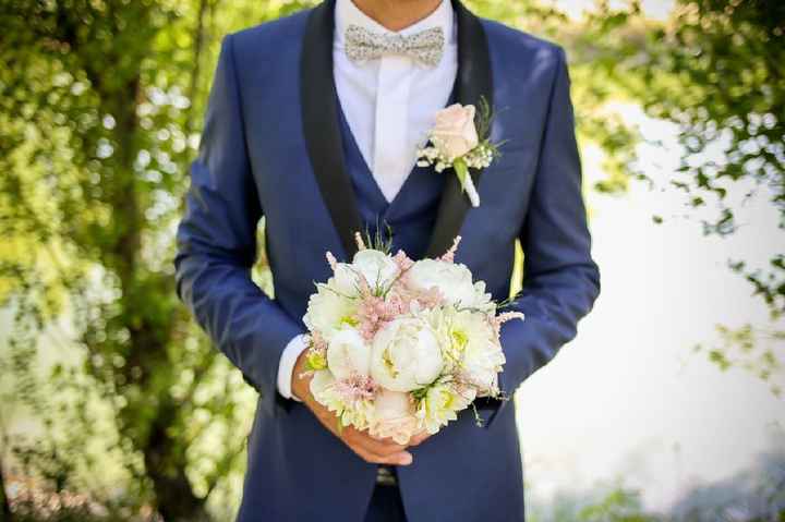 Composition avec des pivoines. - 1