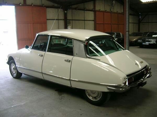 Voiture ancienne - 2