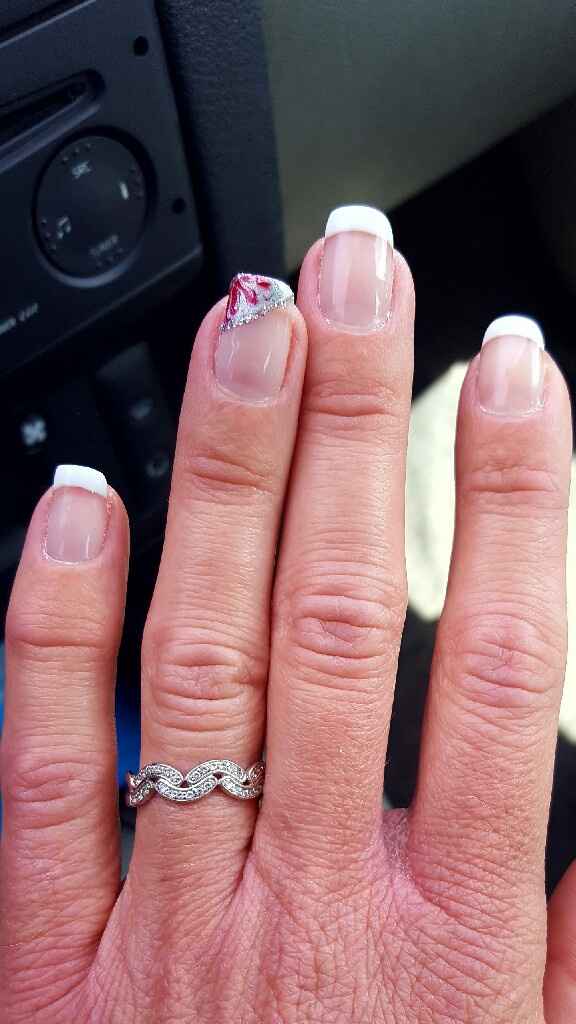 Essai manucure..laquelle ??? besoin de plusieurs avis sur svp. .. - 1