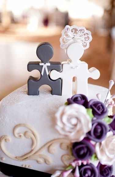 Cake topper