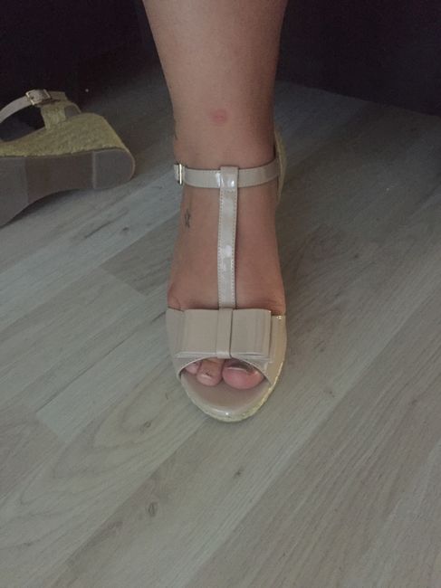 Chaussure pour le jour j / - 2