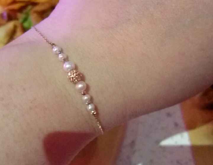  Heureuse et émue à la fois - 1