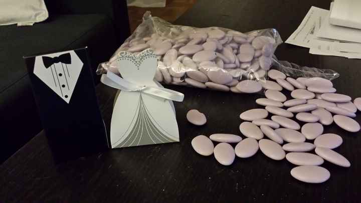 Les plus originaux contenant à dragées - 1