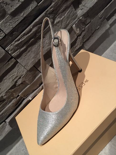 Montrez moi vos chaussures ! - 1