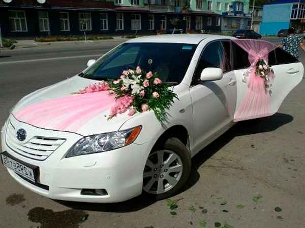 Voiture de mariage... en rose ! - 4