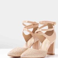 Comment sont / seront vos chaussures? - 1