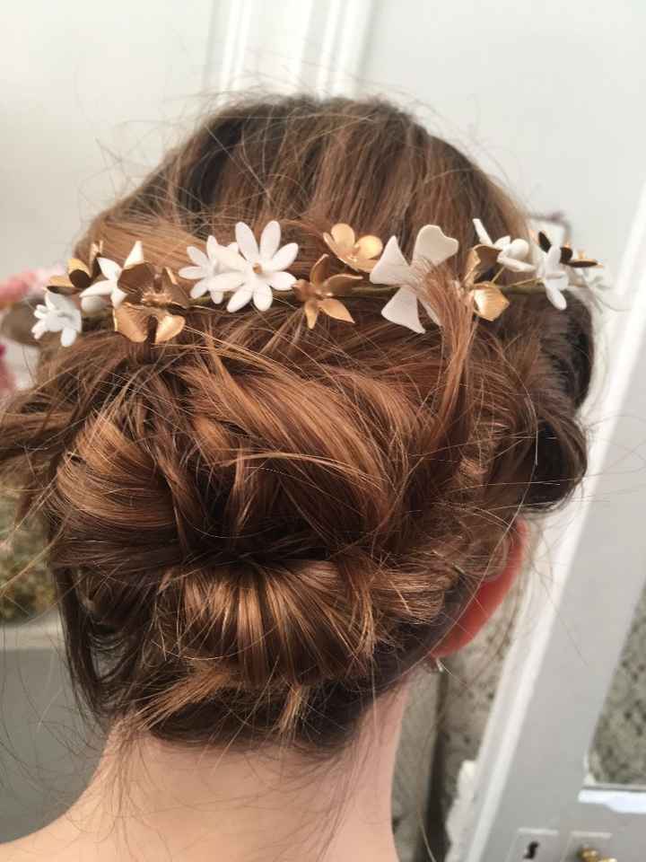 Premier essais de coiffure avec un accessoire Sidonie Lemaitre