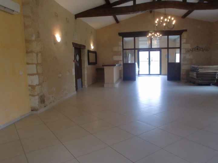 bar en pierre et bois