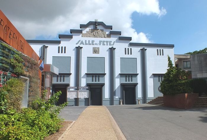 salle des fêtes !