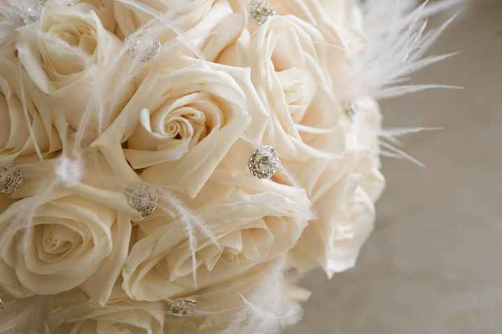bouquet avec plumes et strass