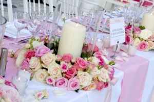 déco table rose et blanc