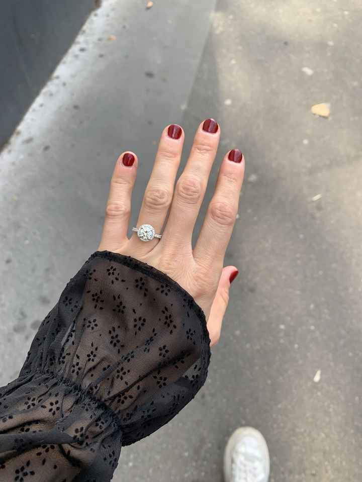 Ta bague de fiançailles sur le Pinterest de Mariages.net ça t'intéresse ? ❤️ - 1