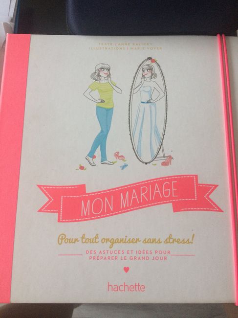 Un livre des préparatifs du mariage à remplir pas à pas 1