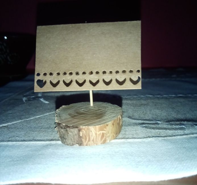 Porte prénom sur les tables 3