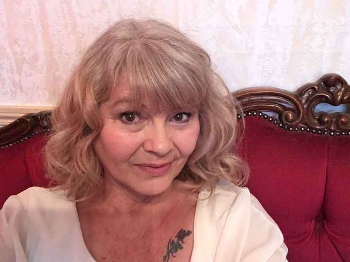 Cheveux bouclés 